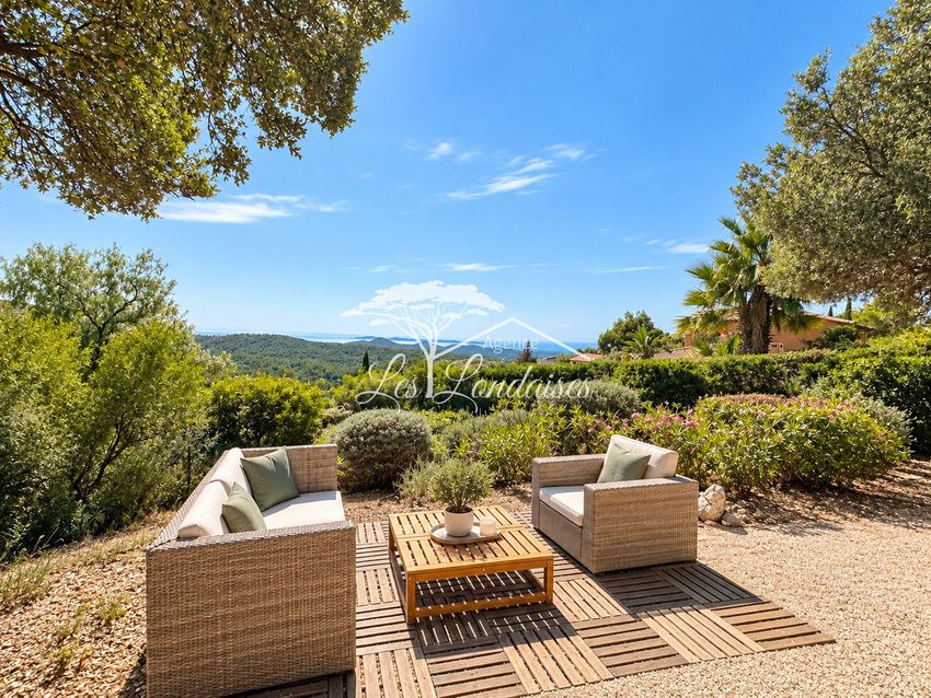 Image Piscine à  maison individuelle de La Londe-les-Maures