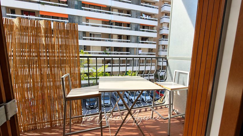 Image Terrasse à appartement de Marseille 4e Arrondissement