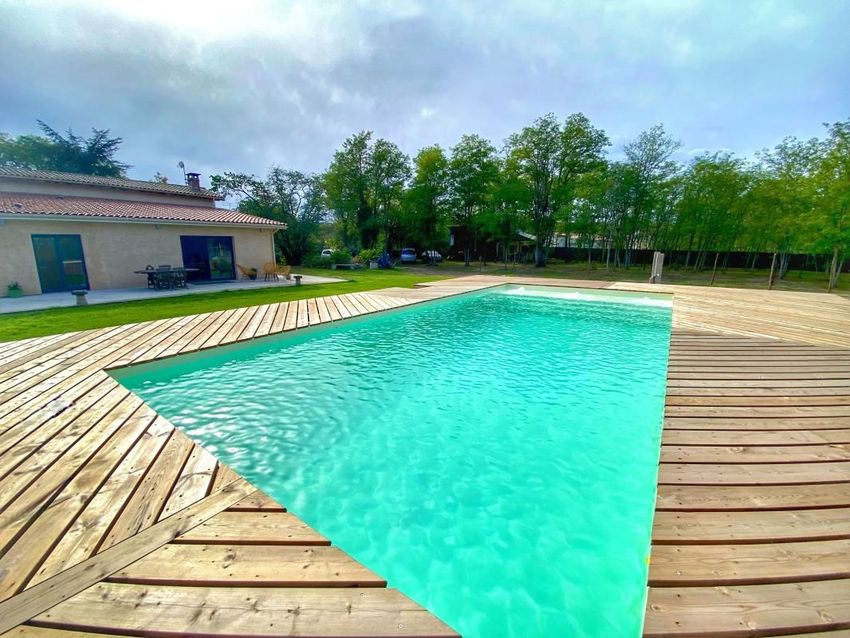 Image Piscine à  propriété agricole de Noaillan