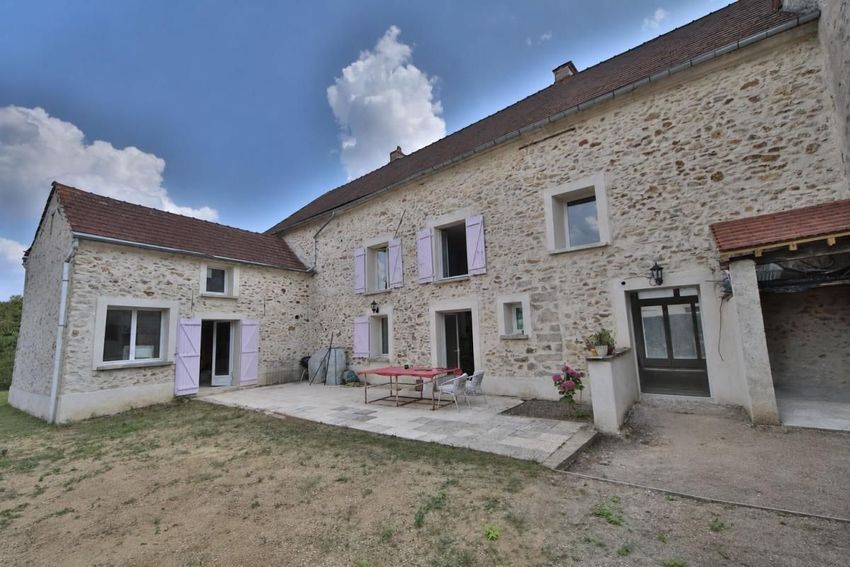 Image Façade à  maison individuelle de Chierry