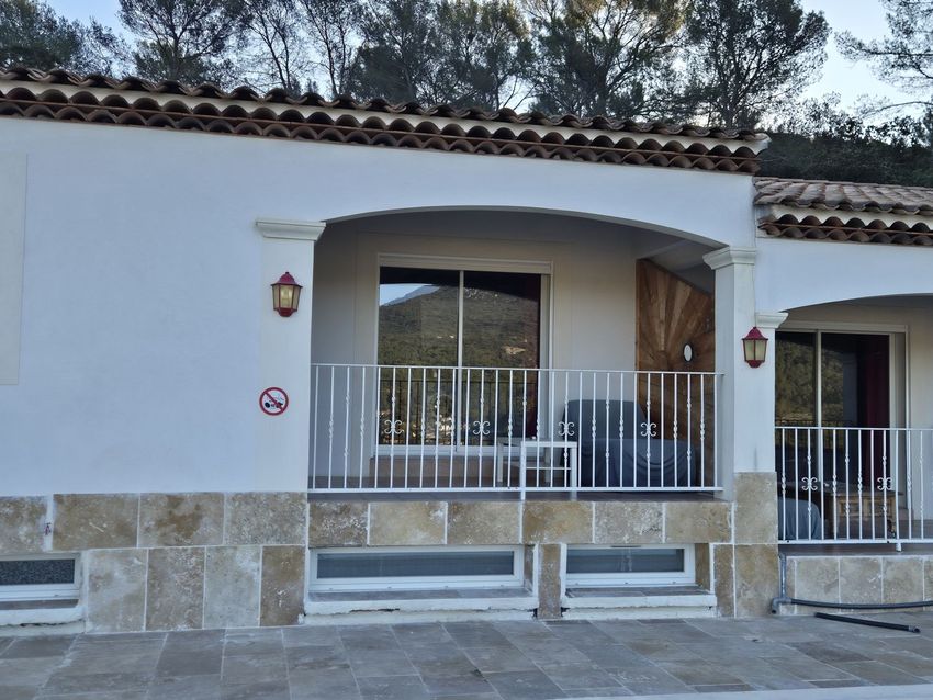 Image Façade à appartement de Solliès-Toucas