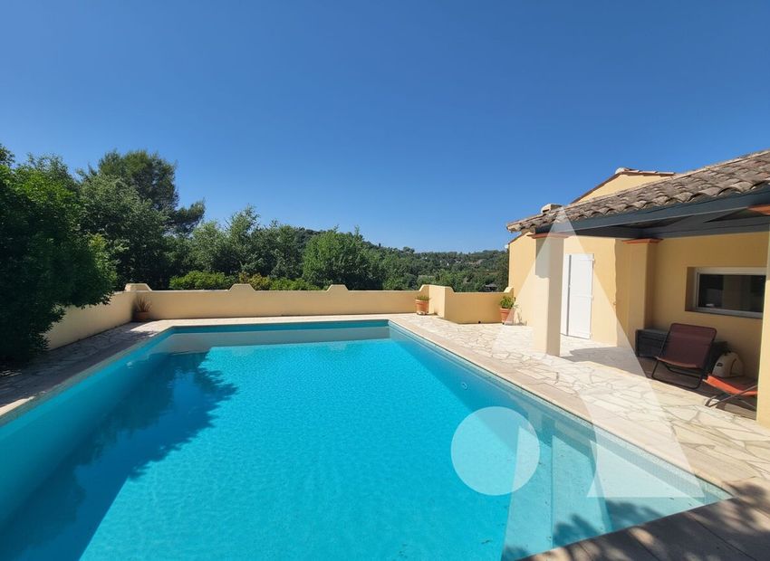 Image Piscine à  maison individuelle de Flassans-sur-Issole