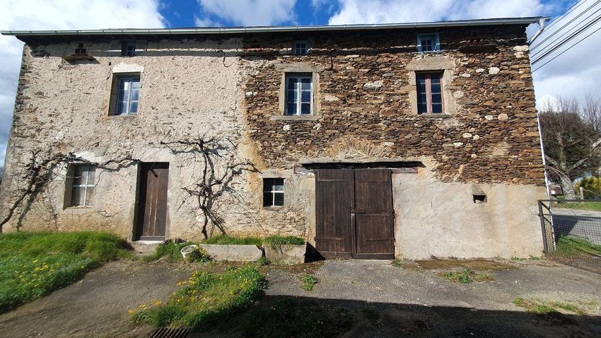Image de terrain à La Salvetat-Peyralès