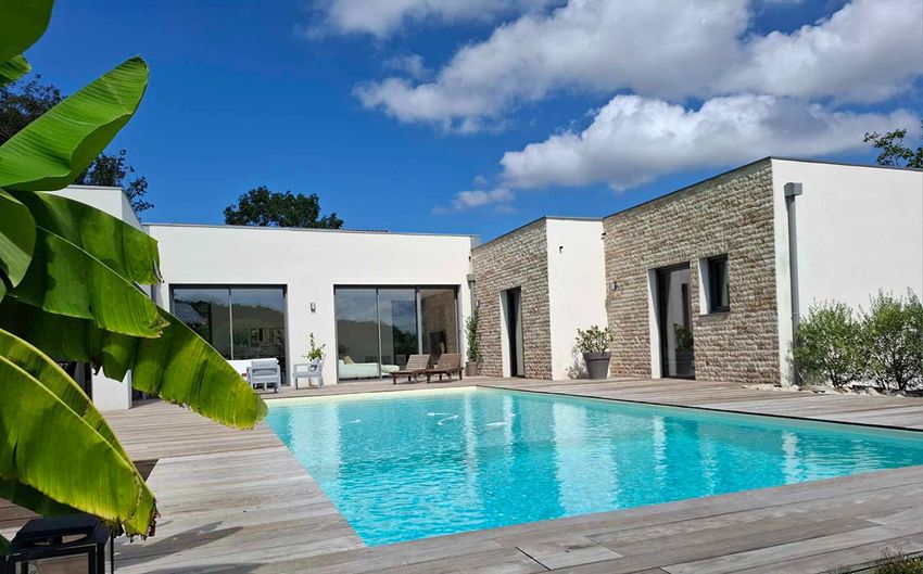 Image Piscine à  maison individuelle de Ramasse