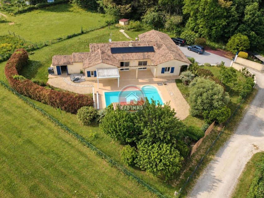 Image Piscine à  maison individuelle de Ginestet