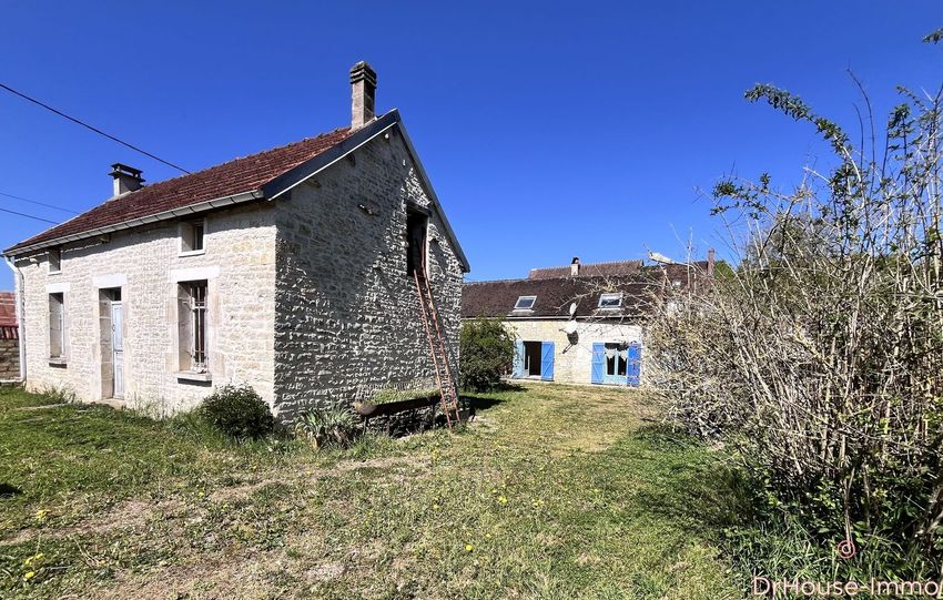 Image Façade à  villa de Baon
