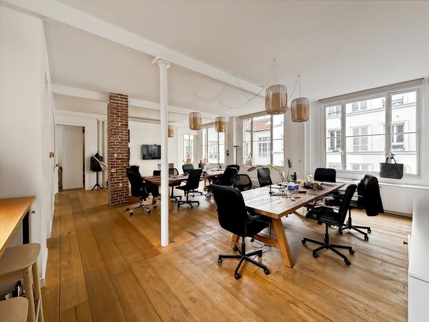 Image de bureau à Porte Saint Denis-Paradis