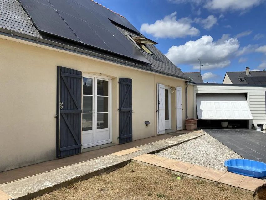 Image Façade à  maison individuelle de Rives-du-Loir-en-Anjou