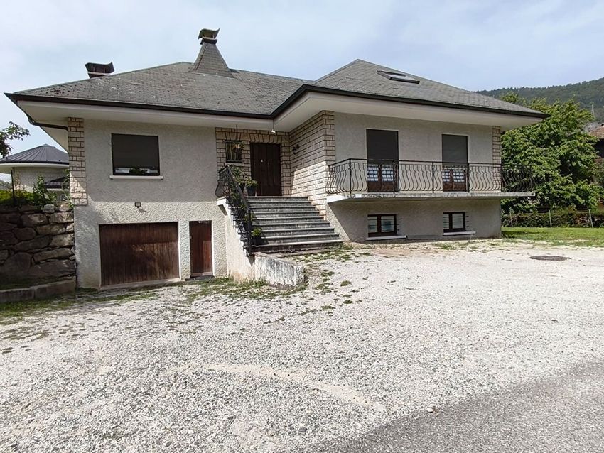 Image Façade à  maison individuelle de Thyez
