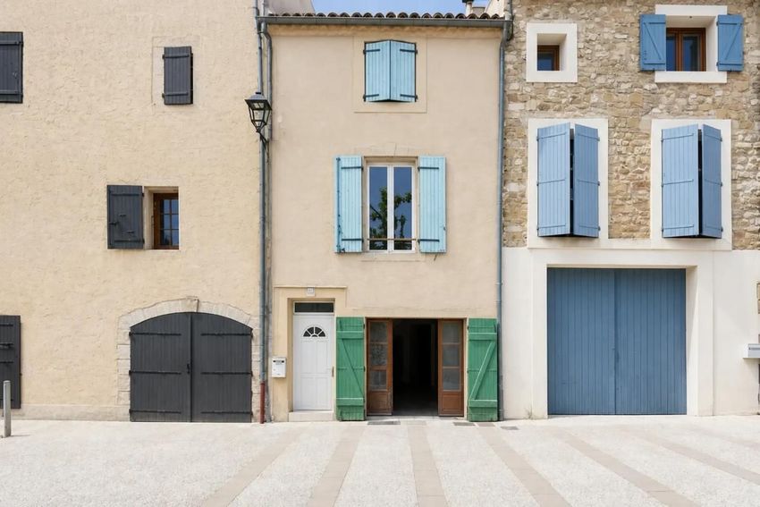 Image Vue à  maison de village de Alleins