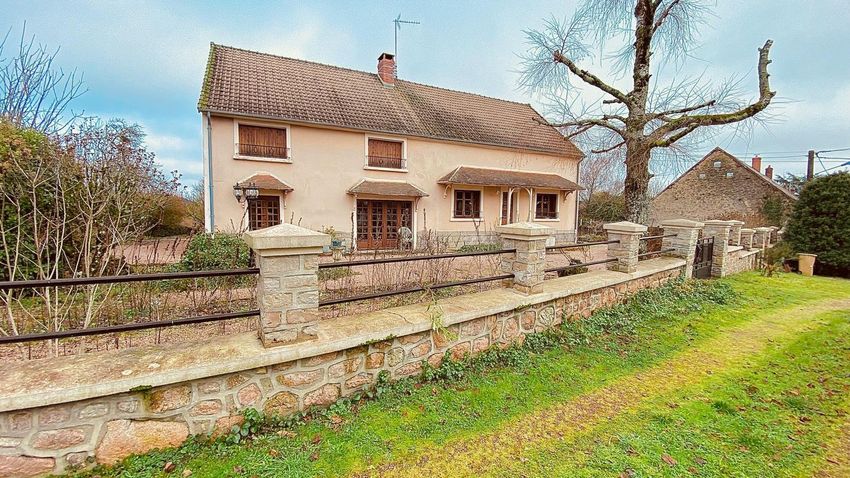 Image Façade à  maison individuelle de Saint-Saulge