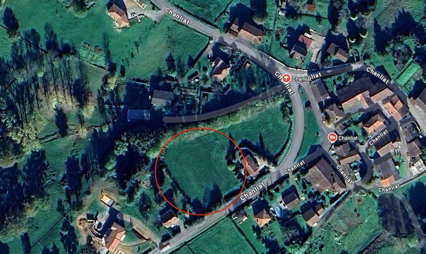 Image de terrain à Saint-Martin-de-Jussac