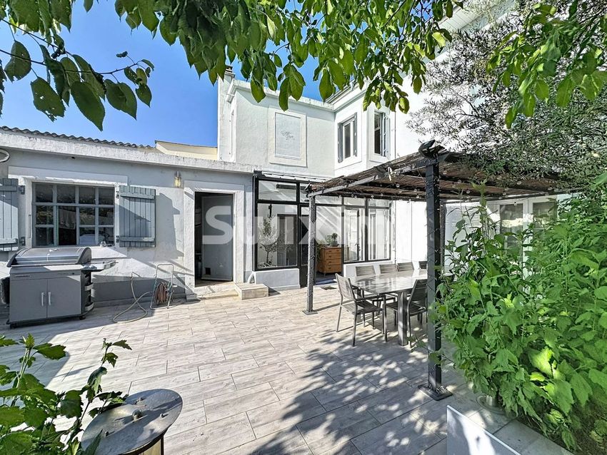 Image Façade à  maison mitoyenne de Saint-Julien-en-Genevois