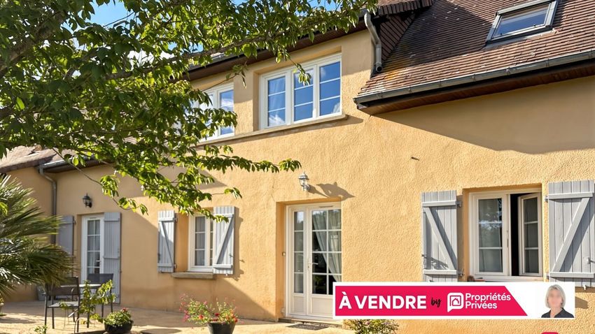 Image Façade à  maison individuelle de Précigné