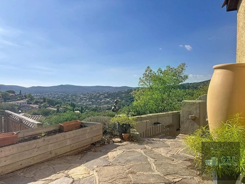 Image de  maison individuelle à Le Lavandou
