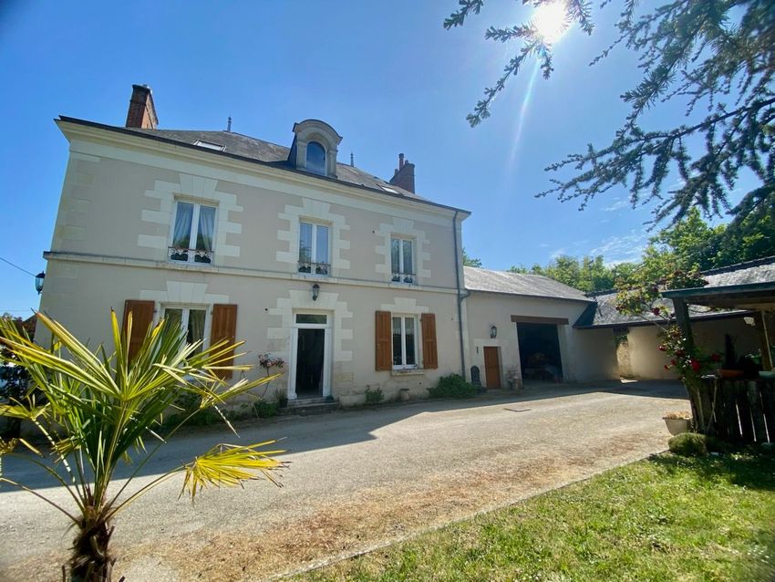 Image Façade à  manoir de Veuzain-sur-Loire