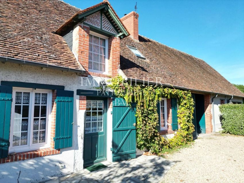 Image Façade à  maison de village de Mont-près-Chambord