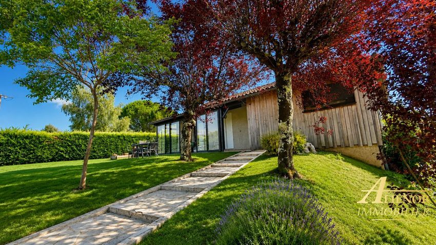 Image Jardin à  maison individuelle de Bourdeilles