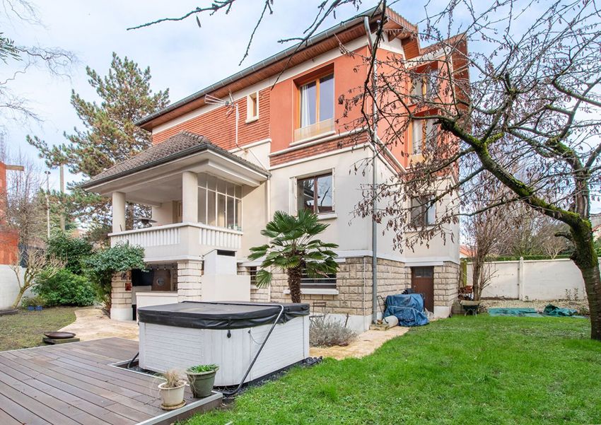 Image Façade à  maison individuelle de Villemomble
