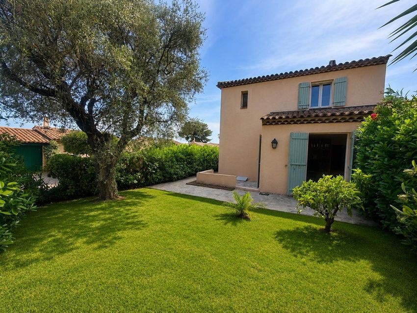 Image Façade à  maison individuelle de Mougins