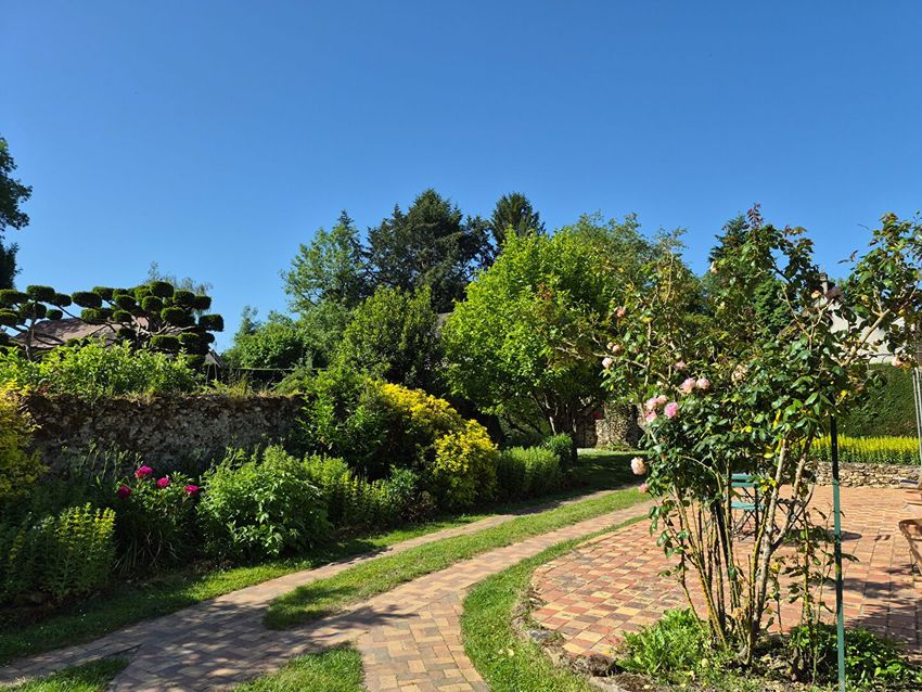Image Jardin à  maison individuelle de La Celle-les-Bordes