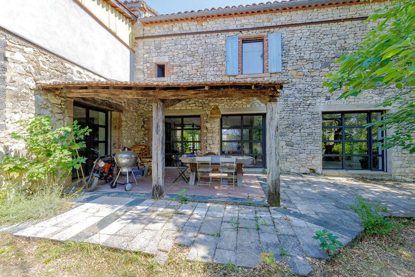 Image Façade à  maison mitoyenne de Cagnac-les-Mines