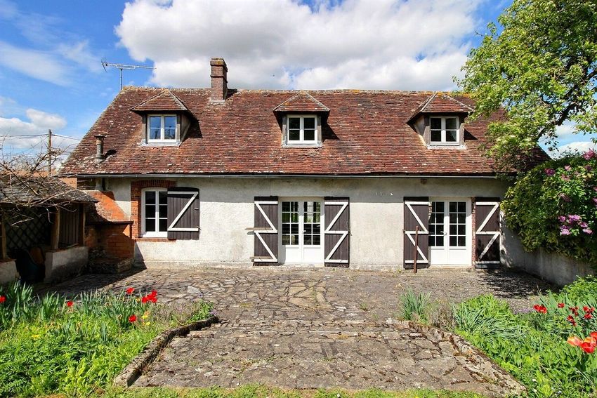 Image Façade à  maison individuelle de Serazereux