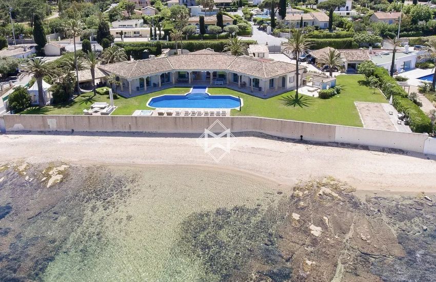 Image Piscine à  maison de maître de Gassin
