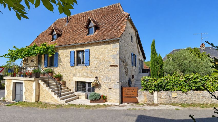 Image Façade à  maison individuelle de Mayrinhac-Lentour