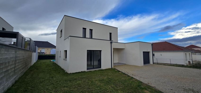 Image Façade à  maison individuelle de Buchères