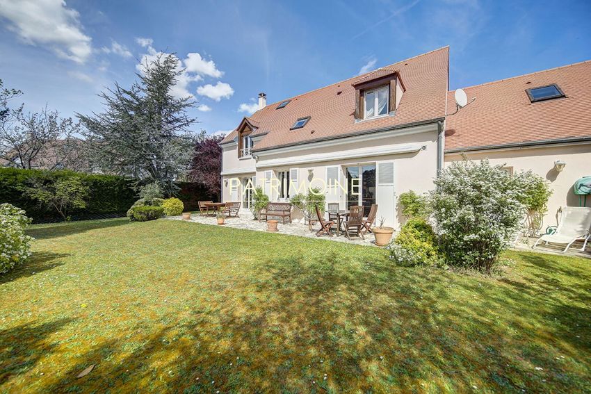Image Façade à  maison individuelle de Chavenay