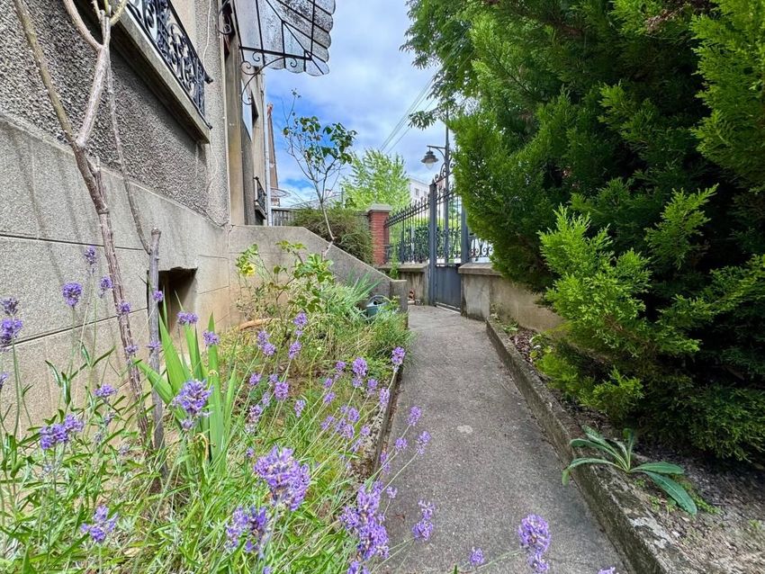 Image de  maison individuelle à Maisons-Alfort