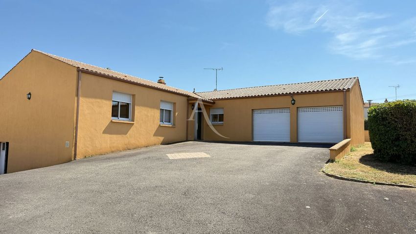 Image Façade à  maison individuelle de Rives de l'Yon