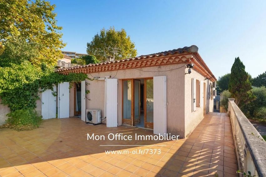 Image Façade à  maison individuelle de Marseille 15e Arrondissement
