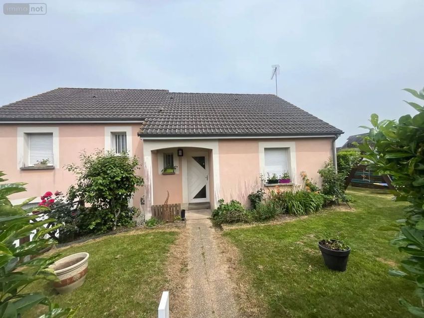 Image de  maison individuelle à Saint-Baudelle