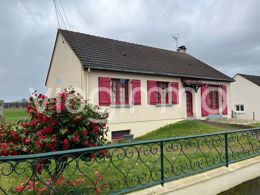 Image Façade à  maison individuelle de Requeil