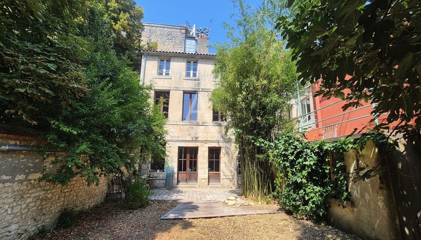 Image Façade à  maison individuelle de Rochefort