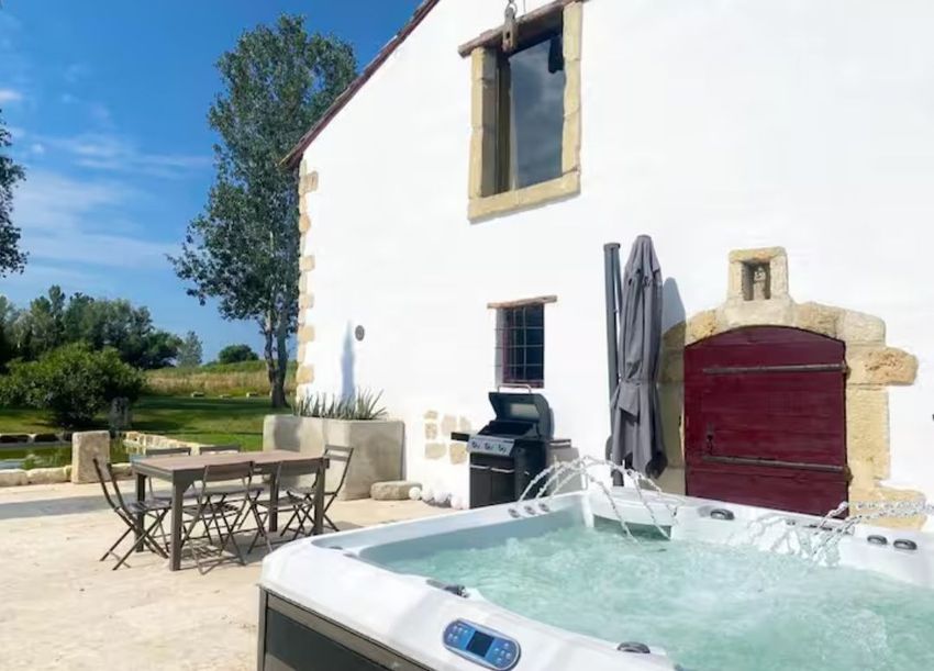 Image Piscine à  propriété agricole de Saint-Gilles