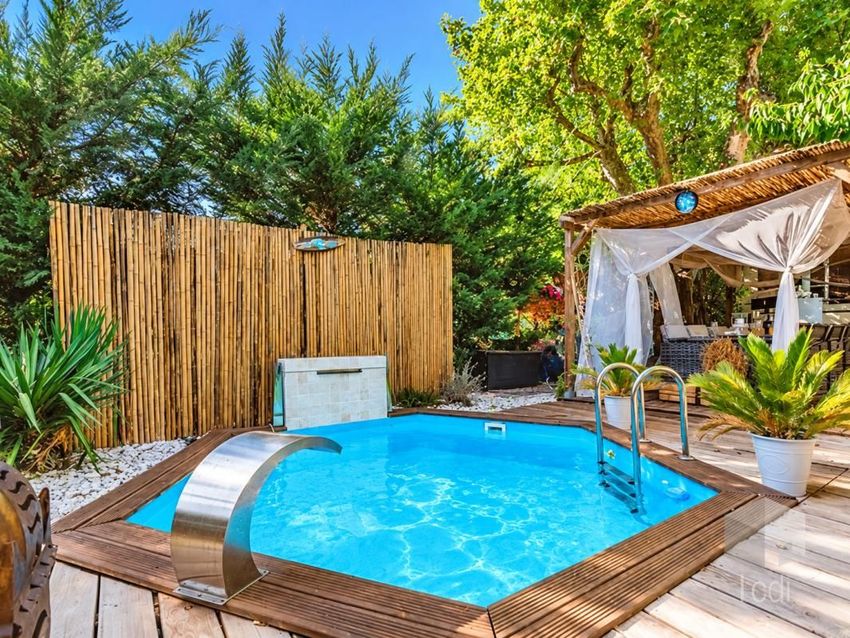 Image Piscine à  propriété agricole de Visan