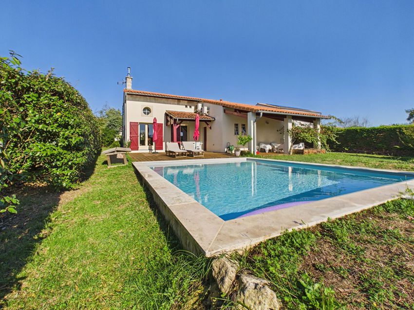 Image Piscine à  maison individuelle de Bouliac