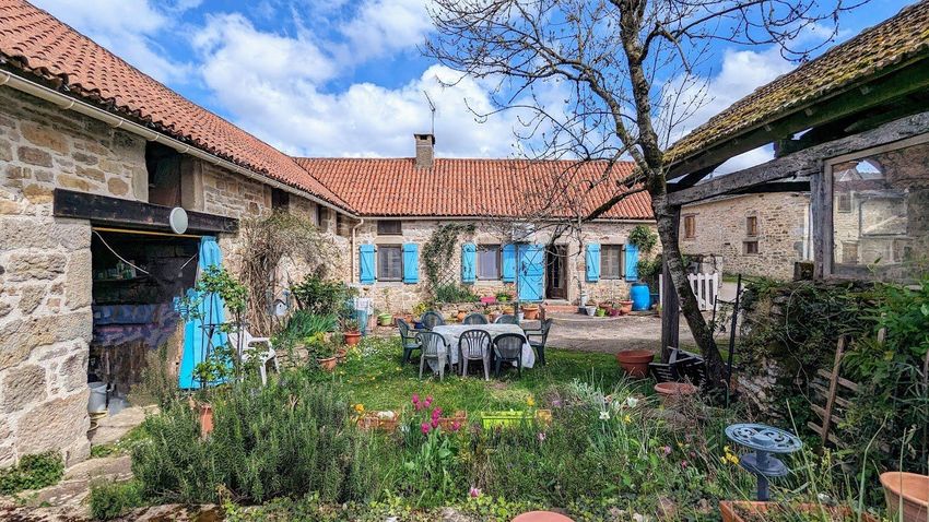 Image Façade à  maison individuelle de Castanet