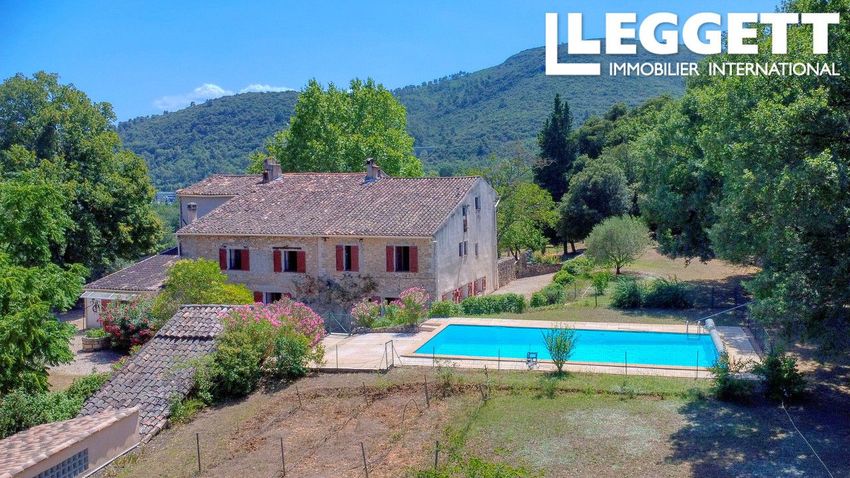 Image Piscine à  propriété agricole de Saint-Maximin-la-Sainte-Baume