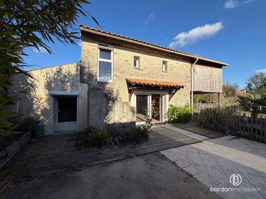 Image Façade à  maison individuelle de La Garnache