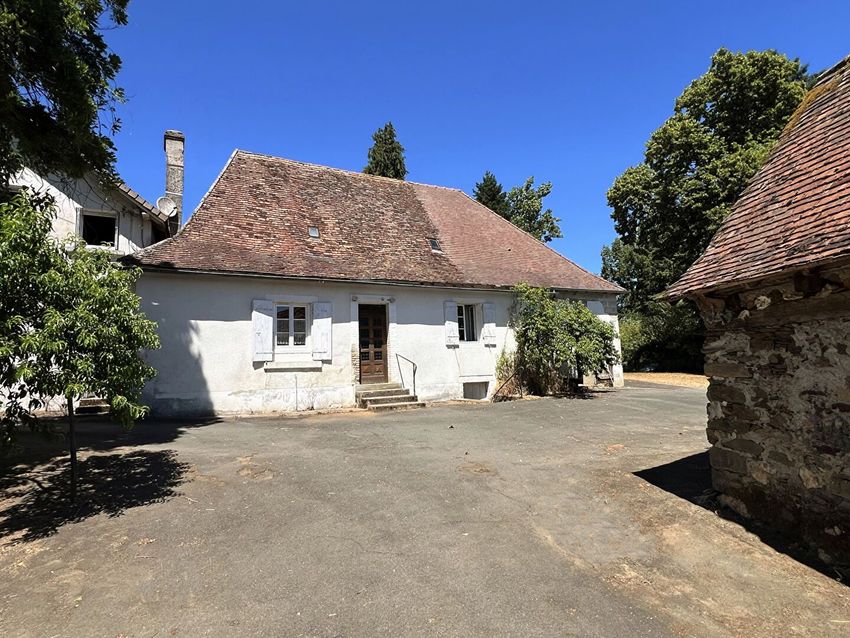 Image Façade à  ferme de Savignac-Lédrier