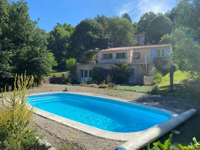 Image Piscine à  maison individuelle de Saint-Julien-d'Asse