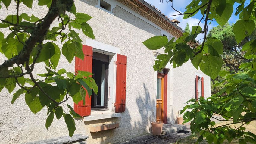 Image Façade à  maison individuelle de Saint-André-de-Double