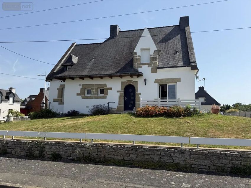 Image Façade à  maison individuelle de Loudéac
