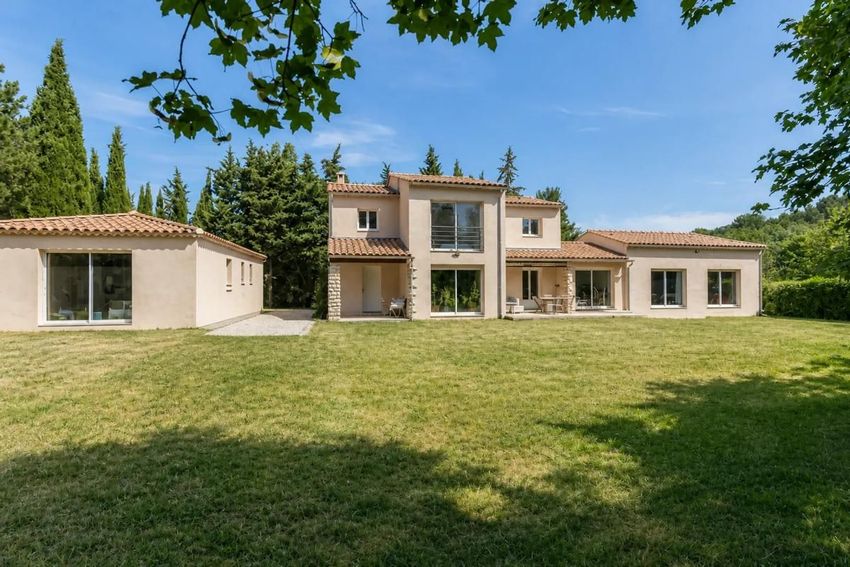 Image Façade à  maison individuelle de Rians