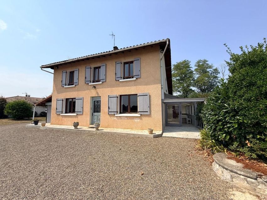 Image Façade à  maison individuelle de Le Vignau