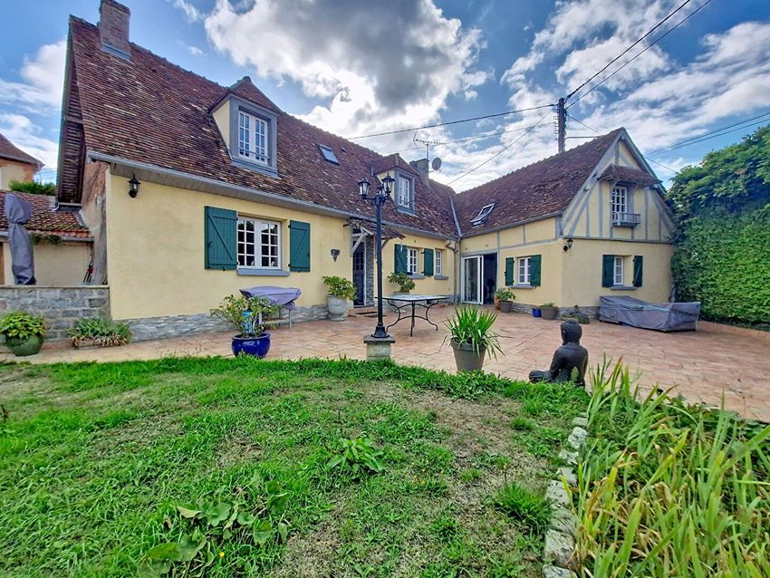Image Façade à  maison individuelle de Sérifontaine